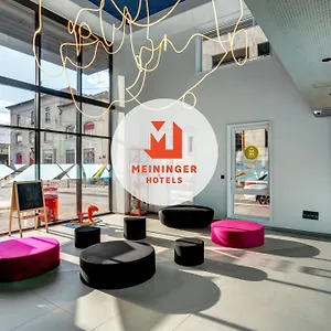 ** Otel Meininger Centre Berthelot Fransa