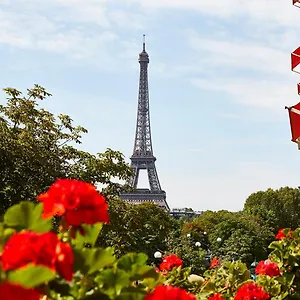 Plaza Athenee - Dorchester Collection 5*, Paris Frankrig