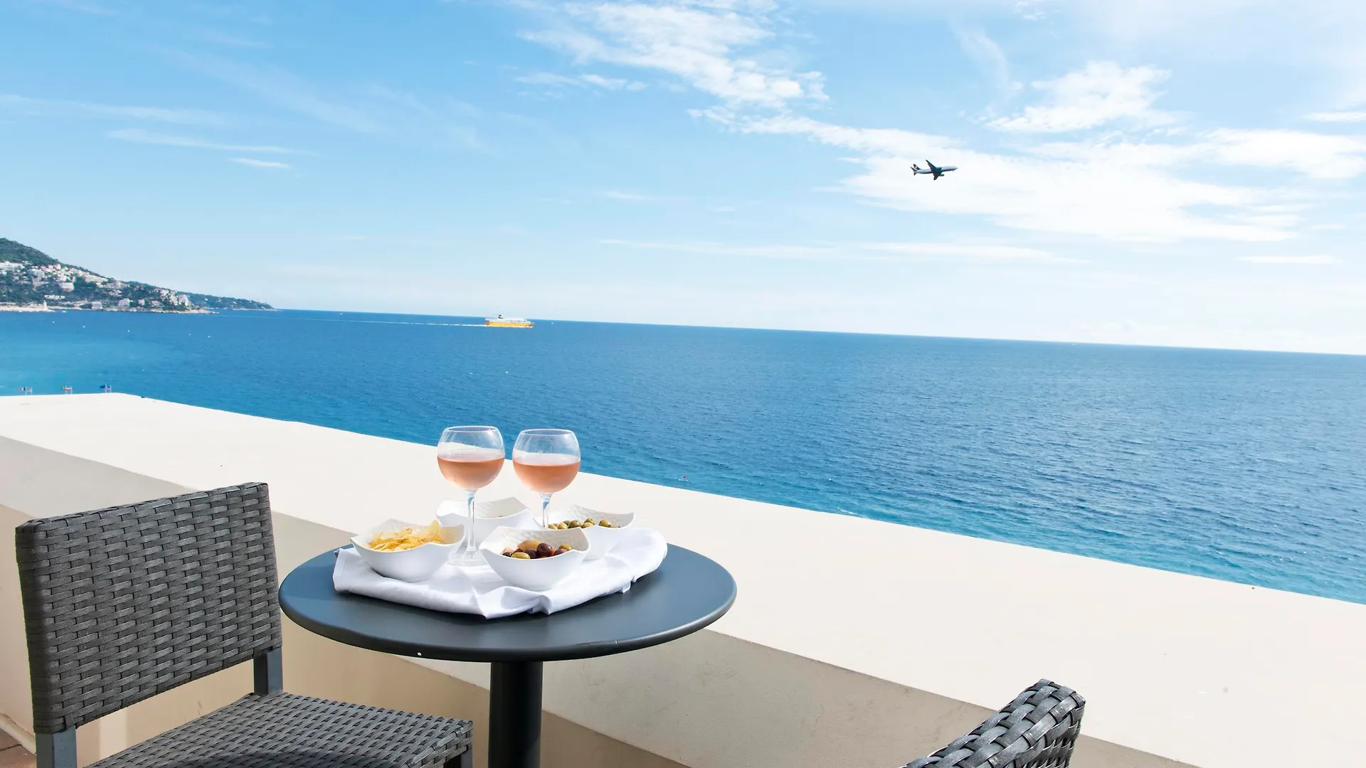 ****  Hotel West End Promenade Ницца Франция