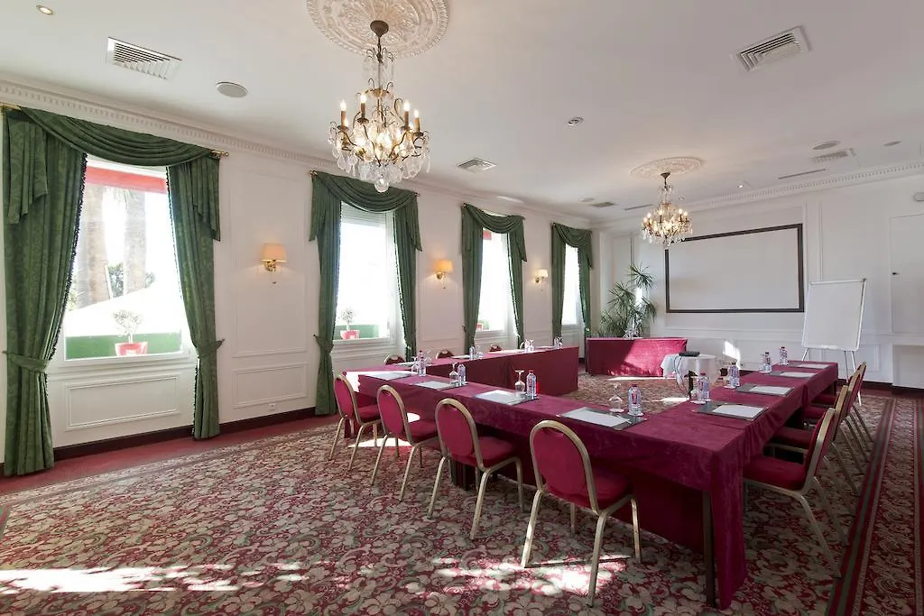 Hotel West End Promenade Ницца